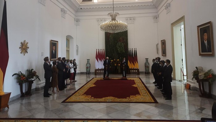 Presiden Jokowi dan Presiden Jerman Frank-Walter Steinmeier di Istana Bogor. (Kanavino/detikcom)