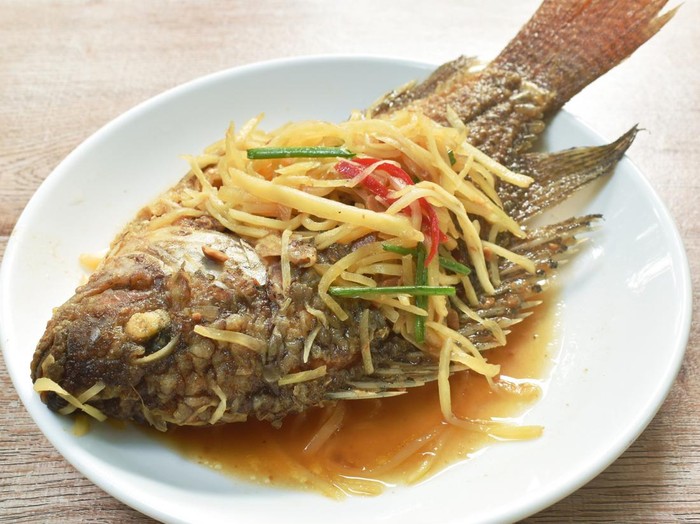 Resep Ikan Goreng Saus Mangga Muda