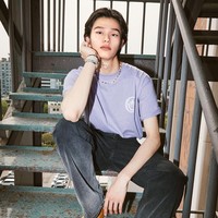 Sekilas dari Instagram ia terlihat seperti selebgram kebanyakan yang sering mengunggah foto OOTD, makanan, dan postingan bersponsor.Foto: Instagram @ryu__id