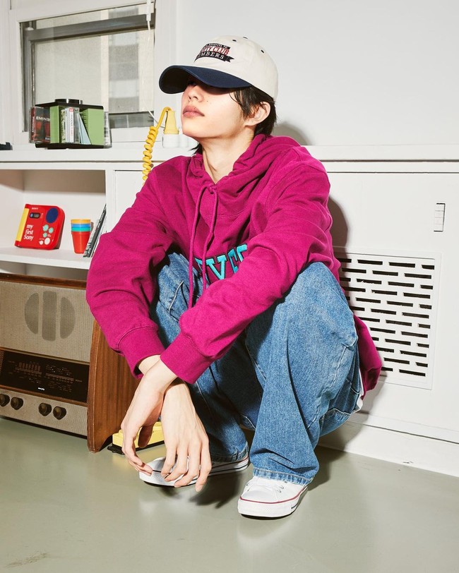 Dia terlihat seperti orang yang kita lihat di dunia nyata, Sekarang ada manusia buatan? Ternyata ini orang virtual, mereka membuatnya sangat bagus, tulis netizen di forum Instiz.Foto: Instagram @ryu__id