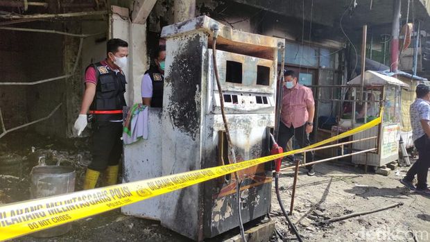 SPBU mini terbakar di Sidoarjo