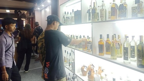 Stan Koperasi Arak Semeton Bali hadir dalam acara Pesta Kesenian Bali (PKB) ke-44 pada Kamis (16/6/2022) di Art Center Denpasar, Bali