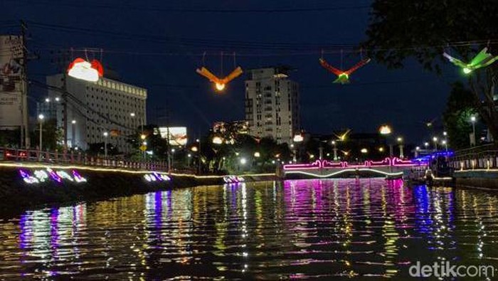 Wisata Perahu Kalimas Surabaya