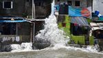 Begini Dahsyatnya Terjangan Gelombang Tinggi di India