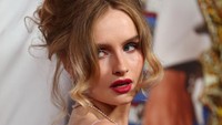 Buat Elvis, Olivia DeJonge melakukan syuting di negara asalnya tersebut. (Foto: Getty Images/Brendon Thorne) 