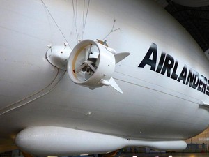 Airlander 10, Pesawat yang Bisa Kurangi Emisi hingga 90 Persen!
