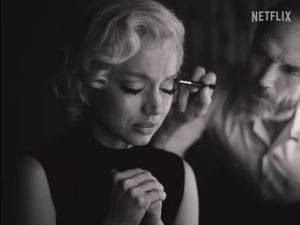 Potret Ana de Armas Sebagai Marilyn Monroe