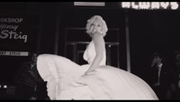 Blonde ditayangkan dengan rating dewasa. Foto: (dok. YouTube Netflix)