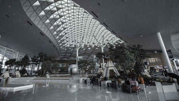 Bertukar posisi dengan Bandara Tokyo Narita, Bandara Seoul Incheon berada di urutan kelima. Sebelumnya, bandara di Korea Selatan ini menempati peringkat keempat.(iStock) Bertukar posisi dengan Bandara Tokyo Narita, Bandara Seoul Incheon berada di urutan kelima. Sebelumnya, bandara di Korea Selatan ini menempati peringkat keempat.(iStock)