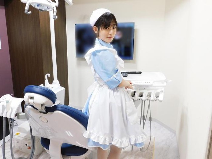 Dokter gigi pakai baju cosplay Dokter gigi pakai baju cosplay