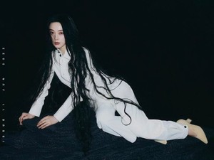 Penampilan Perdana Fan Bingbing di Pemotretan Majalah Setelah Skandal Pajak