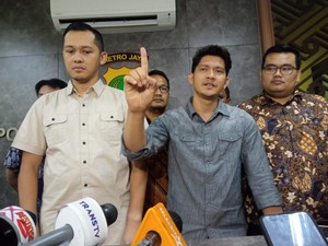 Iko Uwais Tak Hadiri Pemeriksaan, Pengacara Sebut Ingin Berdamai