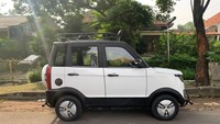 Menurut VP Director PT Kurnia EVCBU Internasional, Satria Bagus Narendra, pihaknya ingin menampilkan image bahwa kendaraan listrik yang murah  memiliki kualitas yang dapat bersaing dengan mobil listrik lain. Foto: Pool