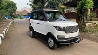 Mobil listrik ini dimpor oleh PT Kurnia EVCBU International sebagai importir umum. Menariknya, mobil listrik K-Upgrade dijual cuma Rp 75 juta dengan status on the road.  Foto: Pool