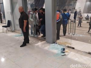 Dua Bobotoh Meninggal karena Berdesakan saat Laga Lawan Persebaya
