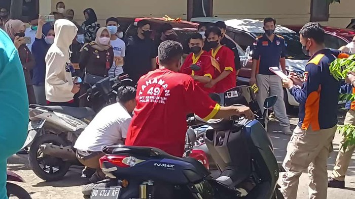 Kasus 6 polisi tersangka buntut tewasnya pria ditangkap di Makassar sudah direkonstruksi (Dok. Istimewa).
