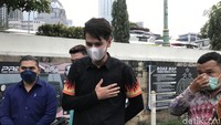 Pasal yang akan diajukan adalah pasal 30, pasal 32, pasal 35 UU ITE. Untuk terlapornya, Kevin Hillers belum mau mengungkapkannya. Foto: Hanif Hawari/ detikcom