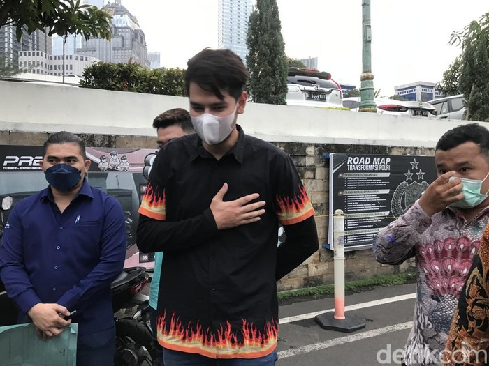 Kevin Hillers Datangi Polda Metro Jaya