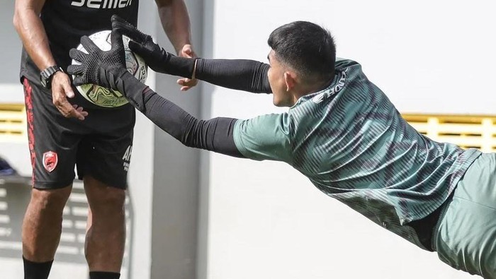 Harlan Suardi ikut latihan bersama PSM Makassar