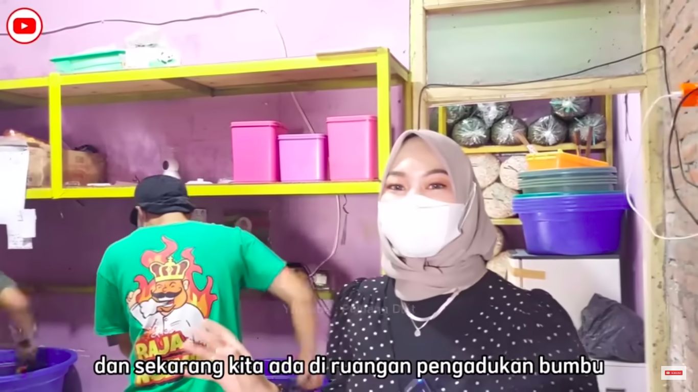 Kisah sukses penjual basreng