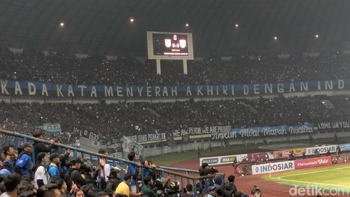Kondisi di Stadion GBLA saat Persib vs Persebaya