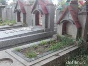 Menengok Makam Pendiri Lokalisasi Dolly di Sukun Malang