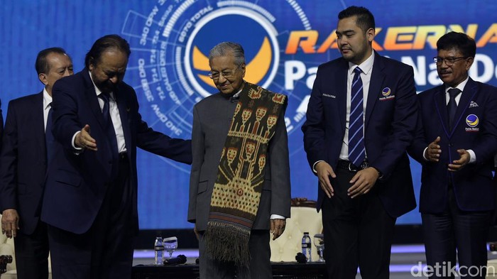 Eks Perdana Menteri Malaysia Mahathir Mohamad, yang menjadi pembicara kehormatan di Rakernas NasDem 2022.