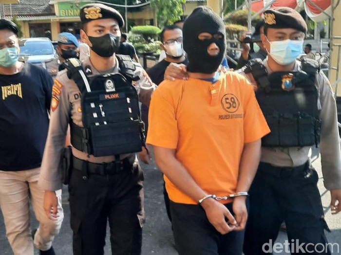 pembunuhan di situbondo
