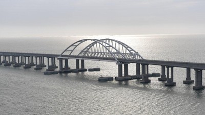 Foto-foto Jembatan Terpanjang di Eropa yang Akan Dihancurkan Ukraina