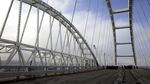 Foto-foto Jembatan Terpanjang di Eropa yang Akan Dihancurkan Ukraina