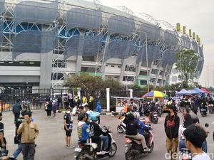 Piala Presiden 2022: Cerita Bonek di Stadion GBLA saat 2 Bobotoh Tewas