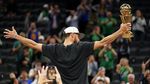 Senyum Lebar Pemain Golden State Warriors Sabet Juara NBA 2022