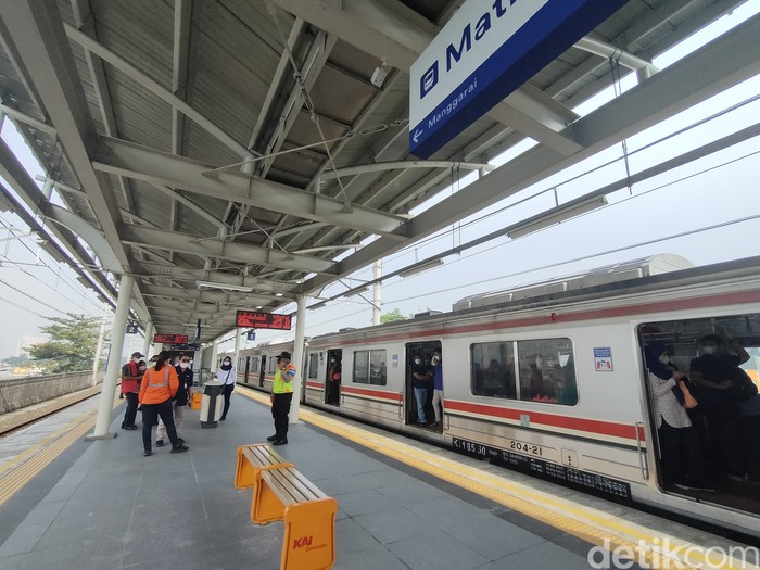Stasiun Matraman (Dwi Rahmawati/detikcom)