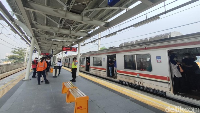 Stasiun Matraman (Dwi Rahmawati/detikcom)