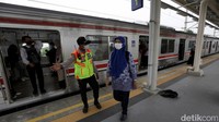 Stasiun Matraman di Kampung Melayu, Jatinegara, mulai beroperasi hari ini, Jakarta, Jumat (17/6/2022).
