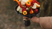 Nuansanya lebih ceria, karena ada campuran warna elok dari jahe, buah kiwi, cabe, apel, paprika, hingga lemon segar. Foto: Facebook Valgomapuokste