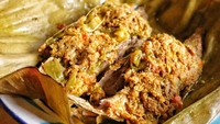 Resep hidangan Bali selanjutnya adalah pepes ikan tuna yang dibuat dengan bumbu rempah lengkap. Hidangan ini sehat dan penuh rasa. Begini cara bikinnya. Foto: iStock