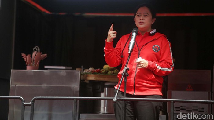 Ketua DPR Puan Maharani hadiri  Gebyar Inovasi Pelayanan Kesehatan Rakyat di Gedung Sekolah Partai PDIP, Jakarta. Puan bicara cuti melahirkan menjadi 6 bulan.
