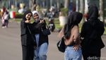 Dibuka untuk Umum, Monas Ramai Pengunjung