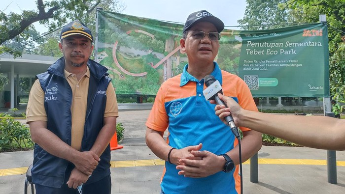 Kadishub DKI Jakarta Syafrin Liputo (kanan)/Wildan-detikcom