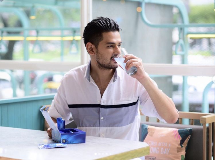 Kevin Hillers Sering Bagikan Video Kocak Saat Makan, Intip Potretnya!