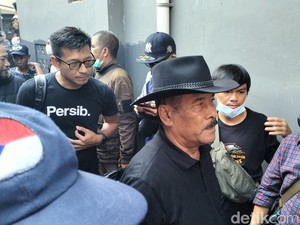 Takziah ke Rumah Ahmad Solihin, Umuh Muchtar: Dia Bobotoh Sejati