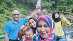 Jelajahi Air Terjun Jaran Goyang Probolinggo, Banyak Spot Instagramablenya!