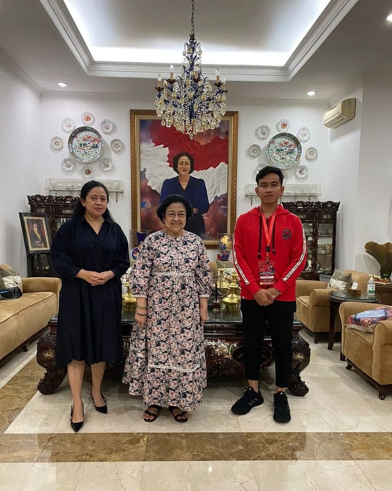 Momen Gibran Rakabuming silaturahmi ke Megawati ditemani Puan Maharani