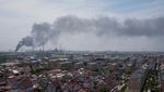 Pabrik Kimia di Shanghai China Terbakar