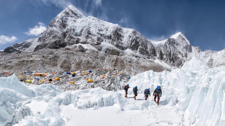 Pemanasan global: Gletser Gunung Everest mencair, Nepal hendak relokasi kamp pendakian Pemanasan global: Gletser Gunung Everest mencair, Nepal hendak relokasi kamp pendakian
