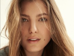 Potret Cantik Pacar Michael Ballack, Teman Anaknya yang Lebih Muda 24 Tahun