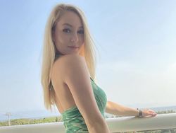 Lisa, Gamer Bule Jelita yang Cinta Banget Pada Suami Korea