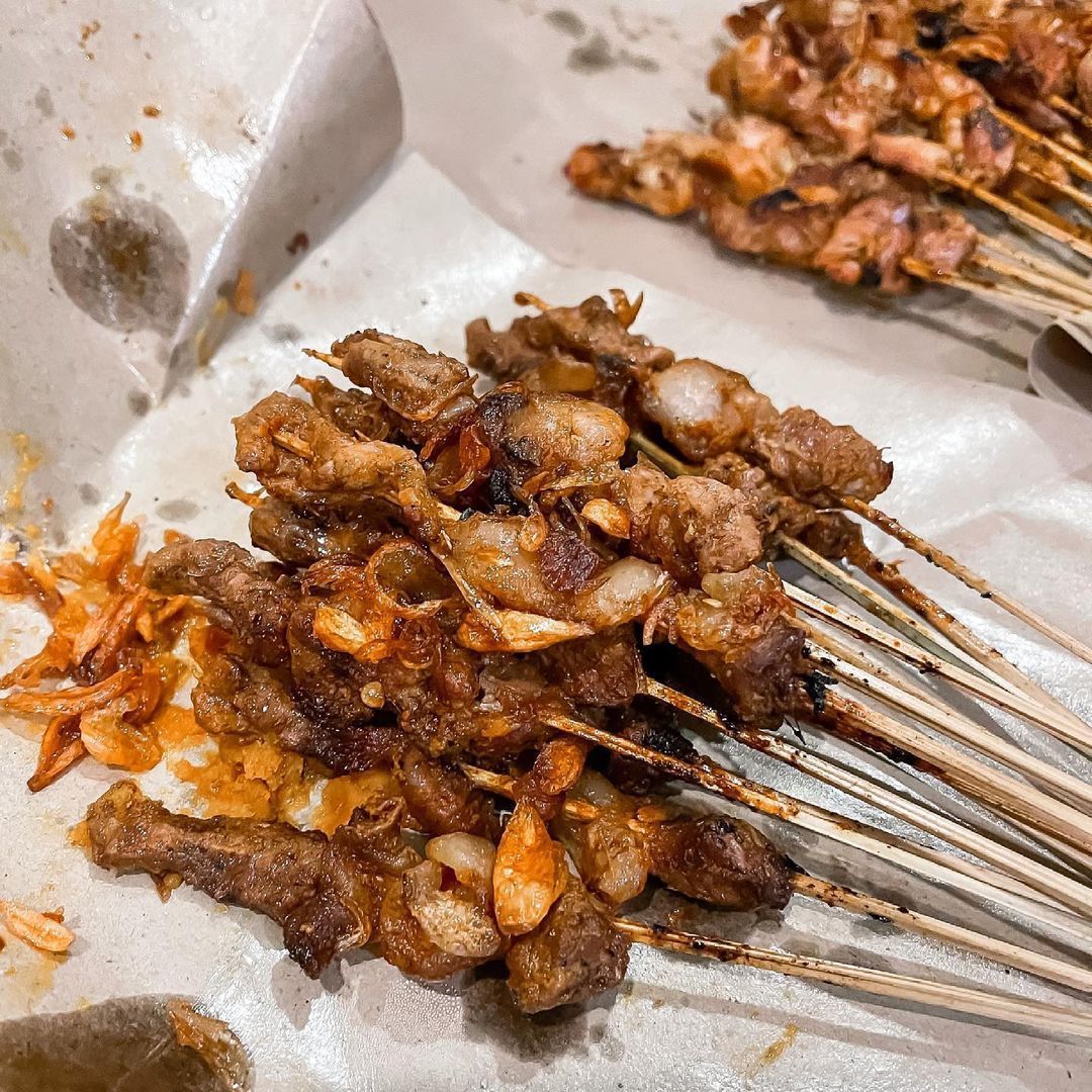 Tempat Makan Sate Asin Pedas Paling Enak di Bandung