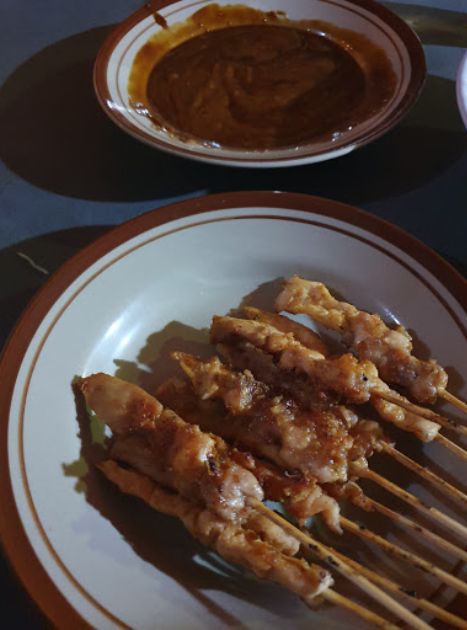 Tempat Makan Sate Asin Pedas Paling Enak di Bandung